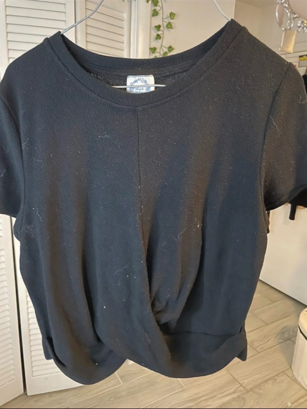 Black Twist-Front Short Sleeve Kids Tee - Unbranded